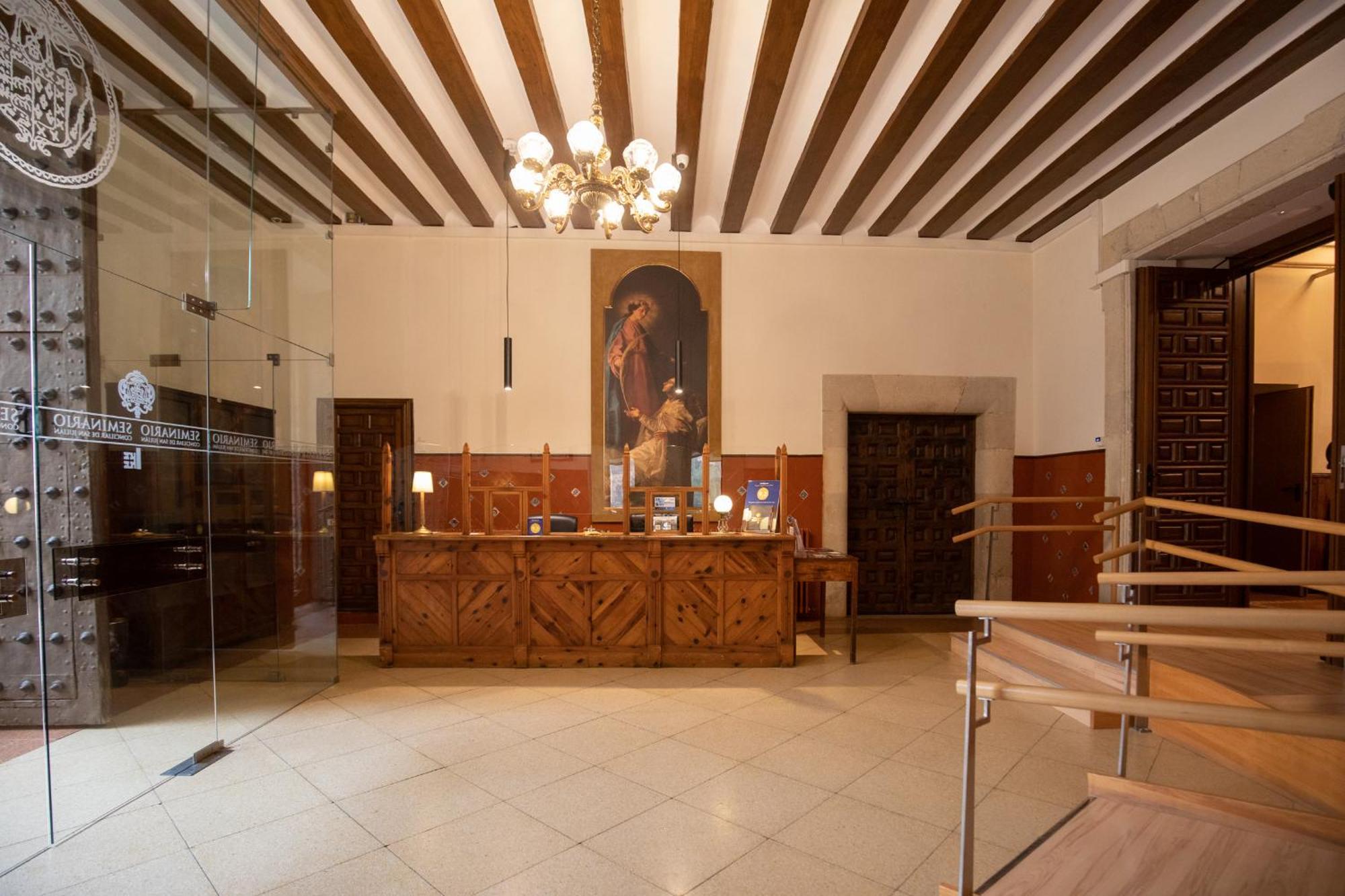 Hospederia Seminario Conciliar De San Julian Hotel Куенка Екстериор снимка